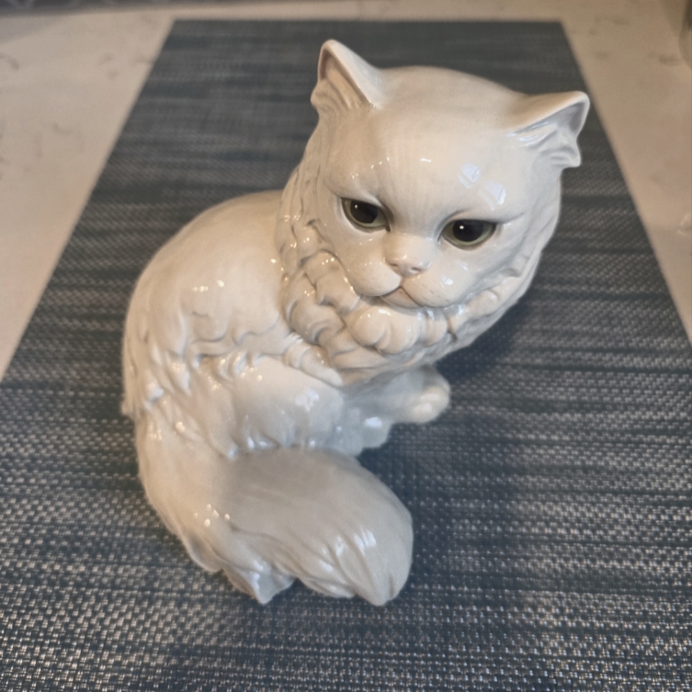 Goebel Large Ceramic Cat